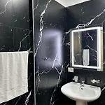 Apartamento Essy Tirana