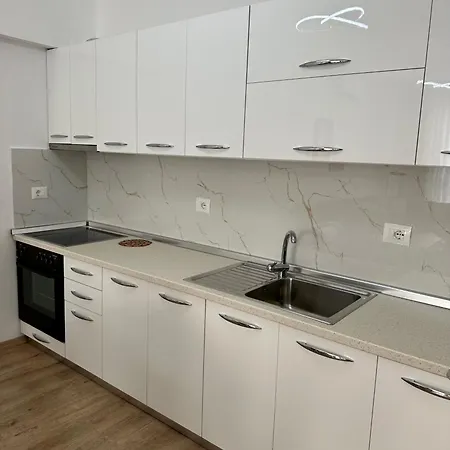 Essy Apartment
