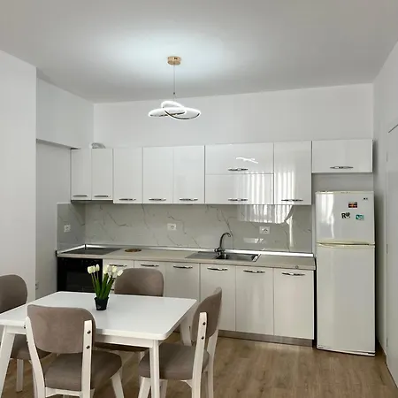 Essy Apartment