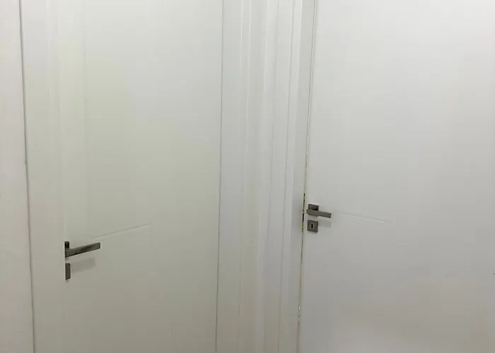 Essy Appartement Tirana